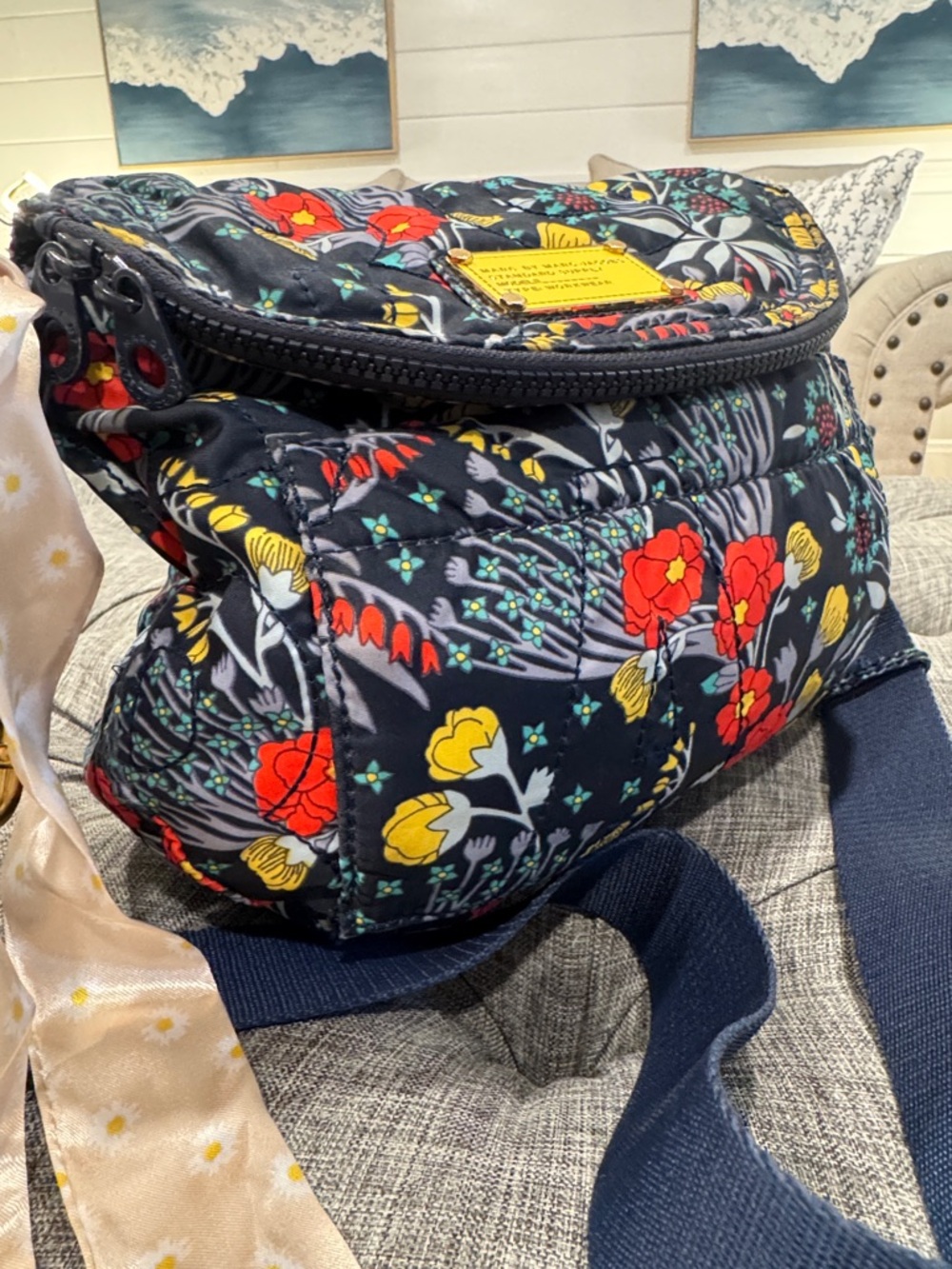 Marc Jacobs Natasha Quilted Floral Crossbody Blue with Red & Yellow Flowers - Picture 3 of 17